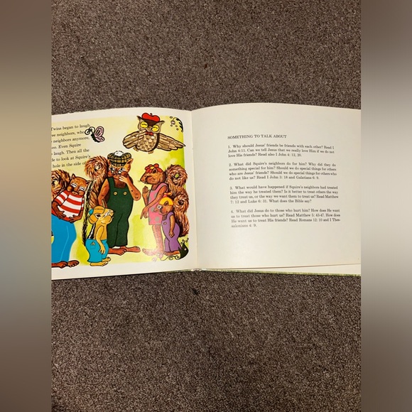 !!**KIDS BOOKS 4/$10**!! The House In The Hole In the Side Of The Tree 1973 - Picture 9 of 10